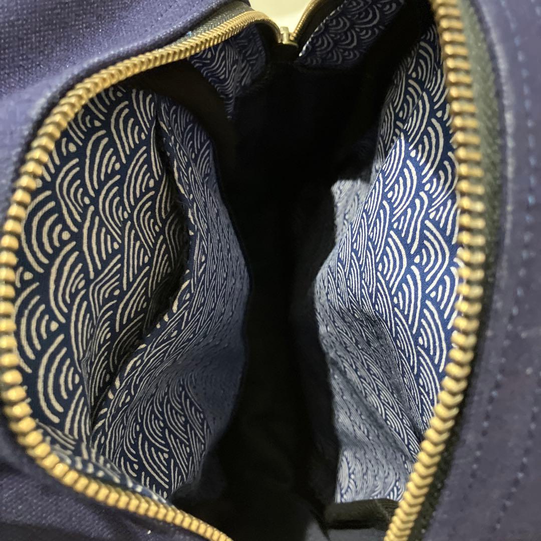 前掛け　ボディ　バッグ　中サイズ