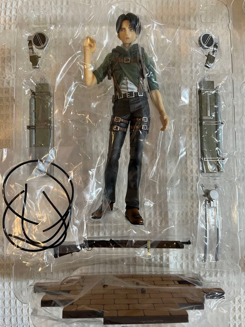 BRAVE ACT進撃の巨人 リヴァイ ver.2A フィギュア 千値練　1/8