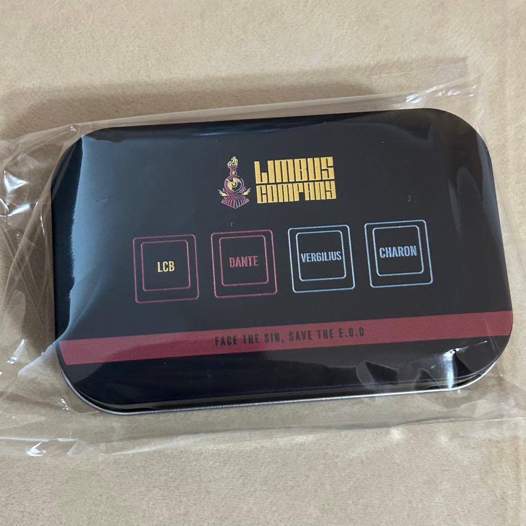 リンバスカンパニー　韓国　ポップアップ　キーキャップキーリング&缶ケースセット