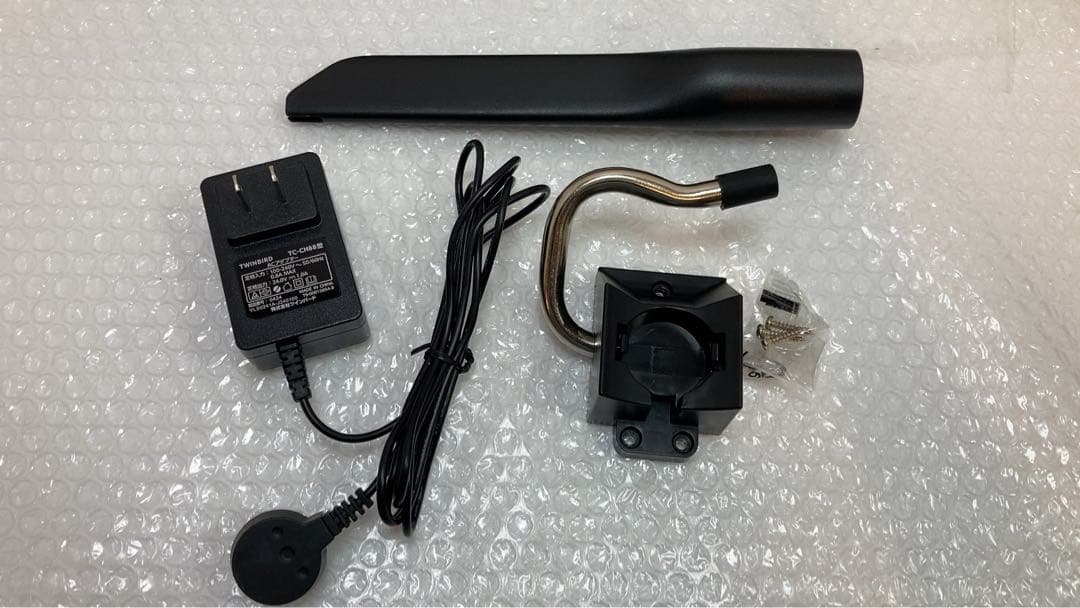 ツインバード　コードレススティッククリーナー　TC-E264