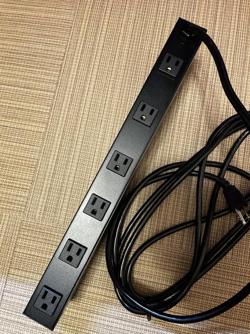 平行輸入 CyberPower PDU CPS-1215RMS 1U 電源タップ