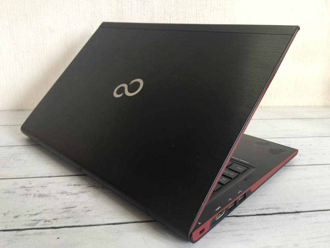 富士通 LIFEBOOK UH55/M13.3型 薄型/Office/win11