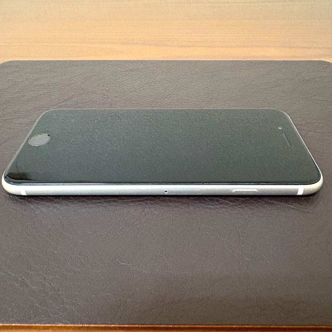 Apple iPhone SE2 64GB【初期化済み】