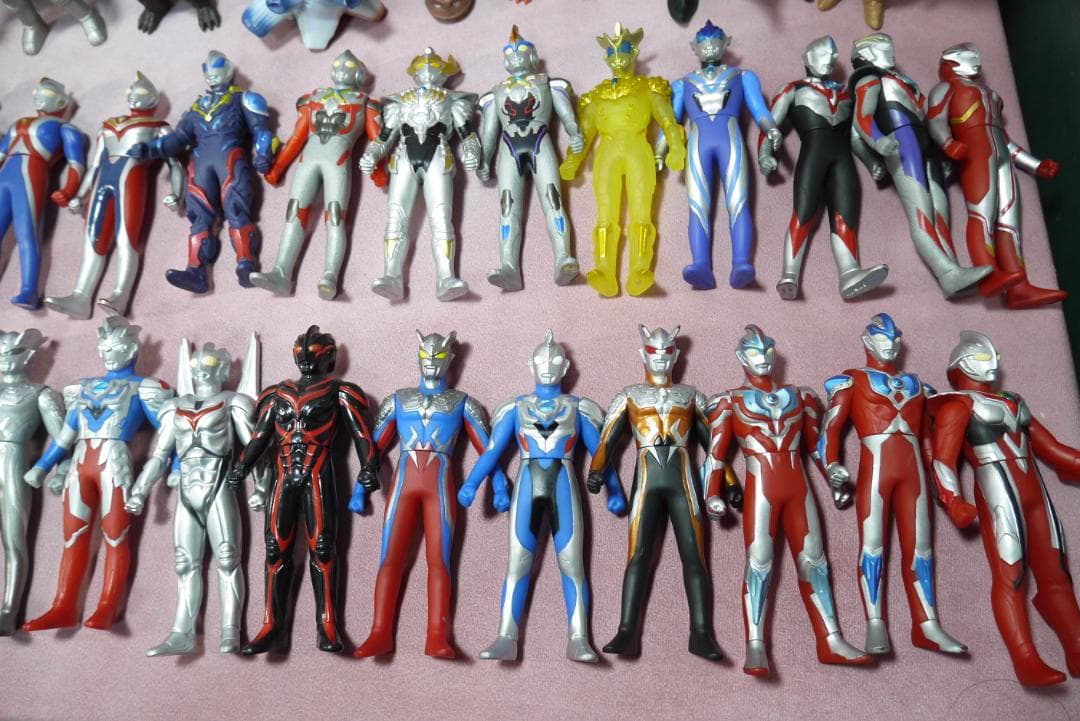 ウルトラヒーローシリーズ500　ウルトラ怪獣シリーズ500　ソフビ90体