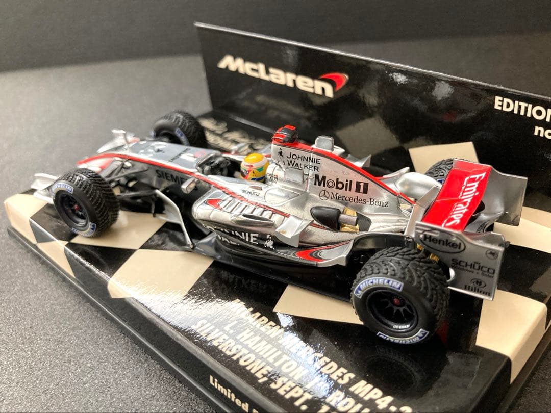 【貴重】1/43ミニチャンプス マクラーレンMP4-21 L.ハミルトン初テスト