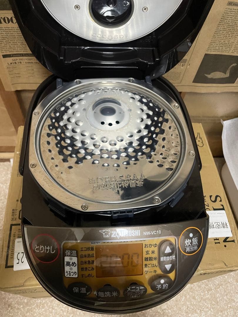 【値下げ中】象印 5.5合炊き 圧力IH炊飯器 2021年式