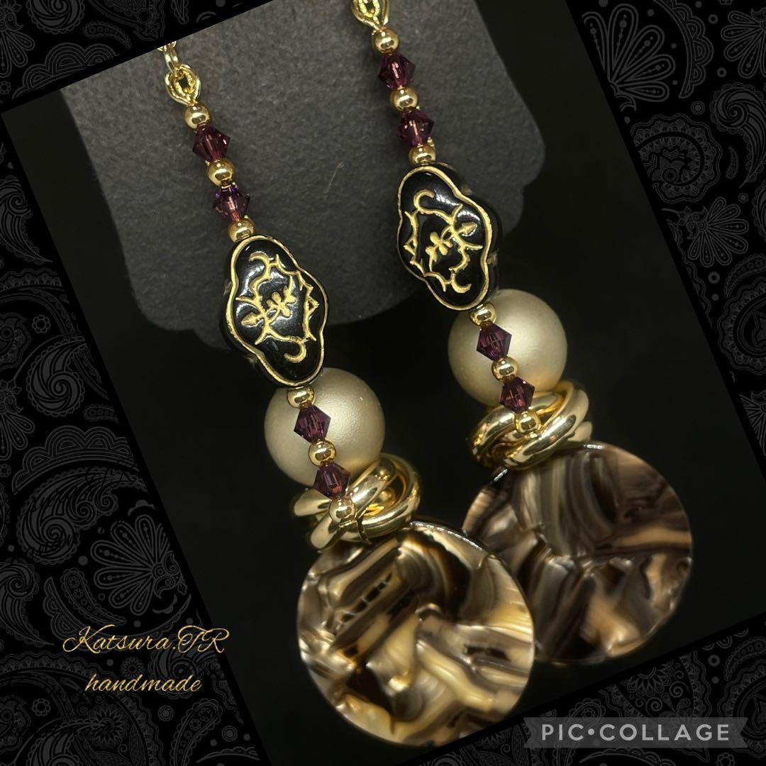 No.1179 ブラウンマーブルとスワロフスキー の ロングピアス　大ぶり