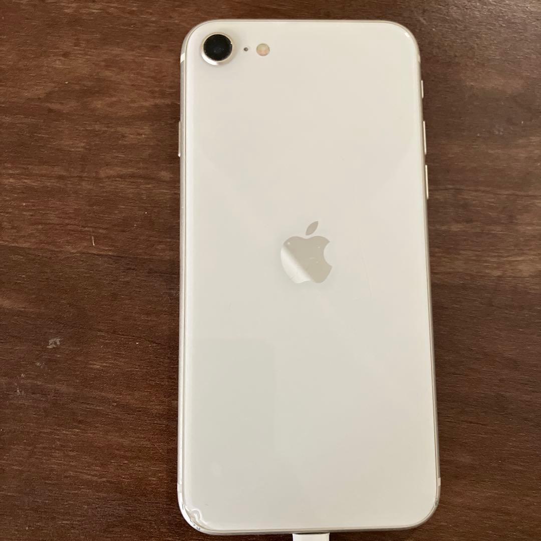 ジャンク　Apple iPhoneSE3 ホワイト 本体