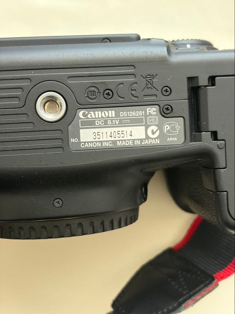 Canon EOS 60D 本体と付属品