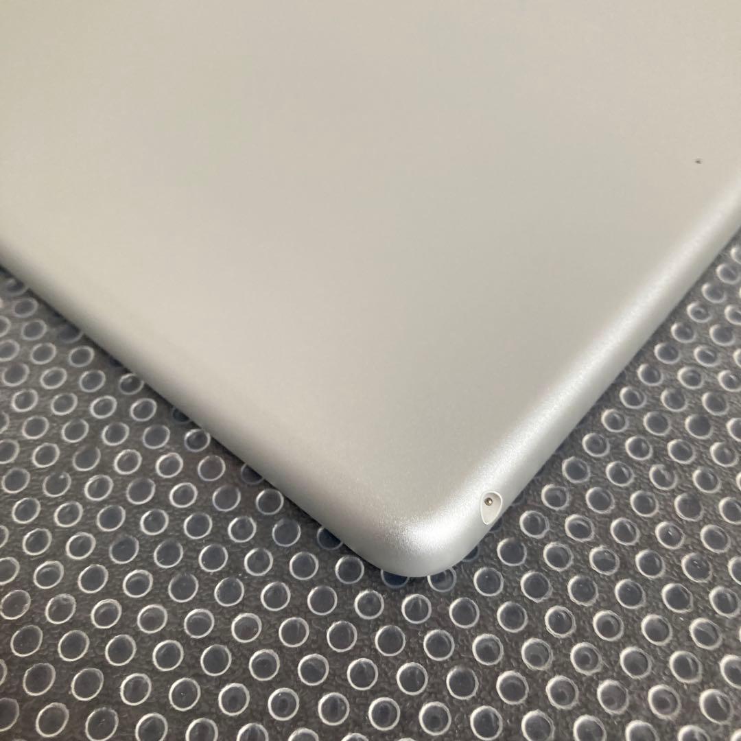 597【早い者勝ち】電池良好☆iPad8 第8世代 32GB WIFIモデル☆