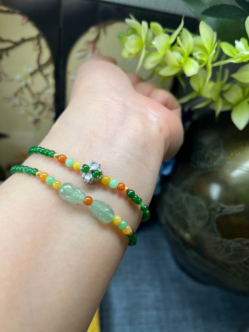 新入荷❣️貴重‼️18kビーズ入り、ロウカン質氷種満陽緑ビーズ&【幸運】四葉草ブレス