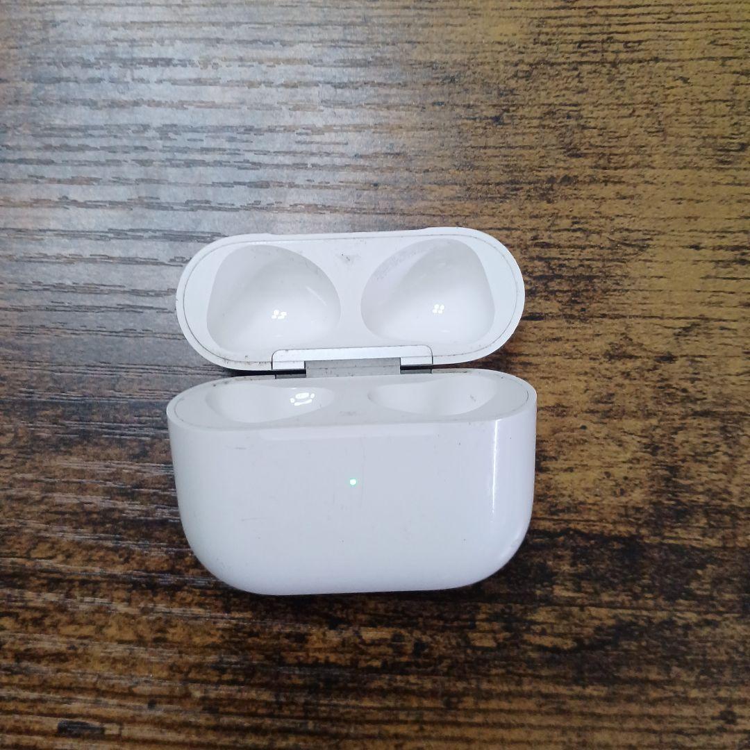 Apple AirPods 3 ケース