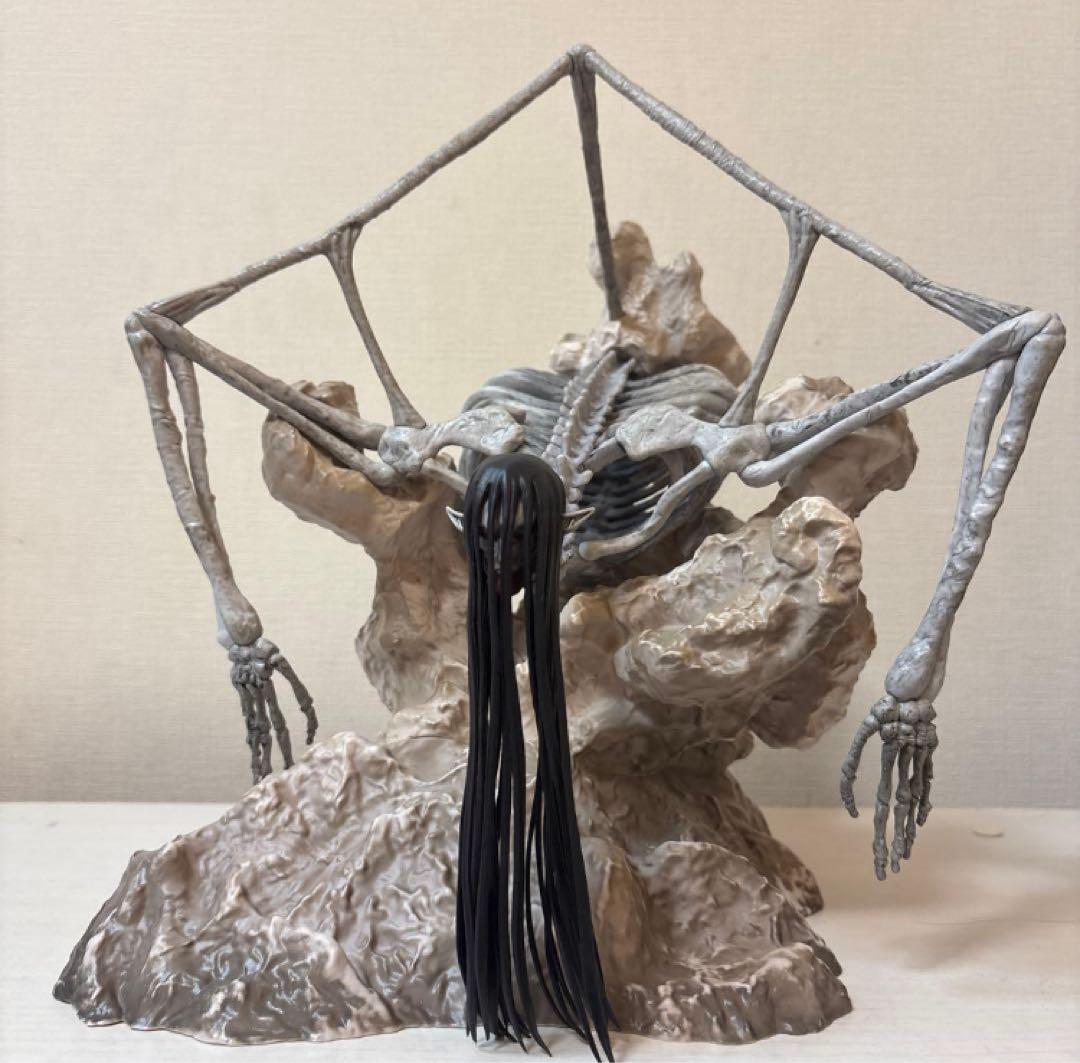 一番くじ　進撃の巨人　地ならし　ラストワン賞 終尾の巨人