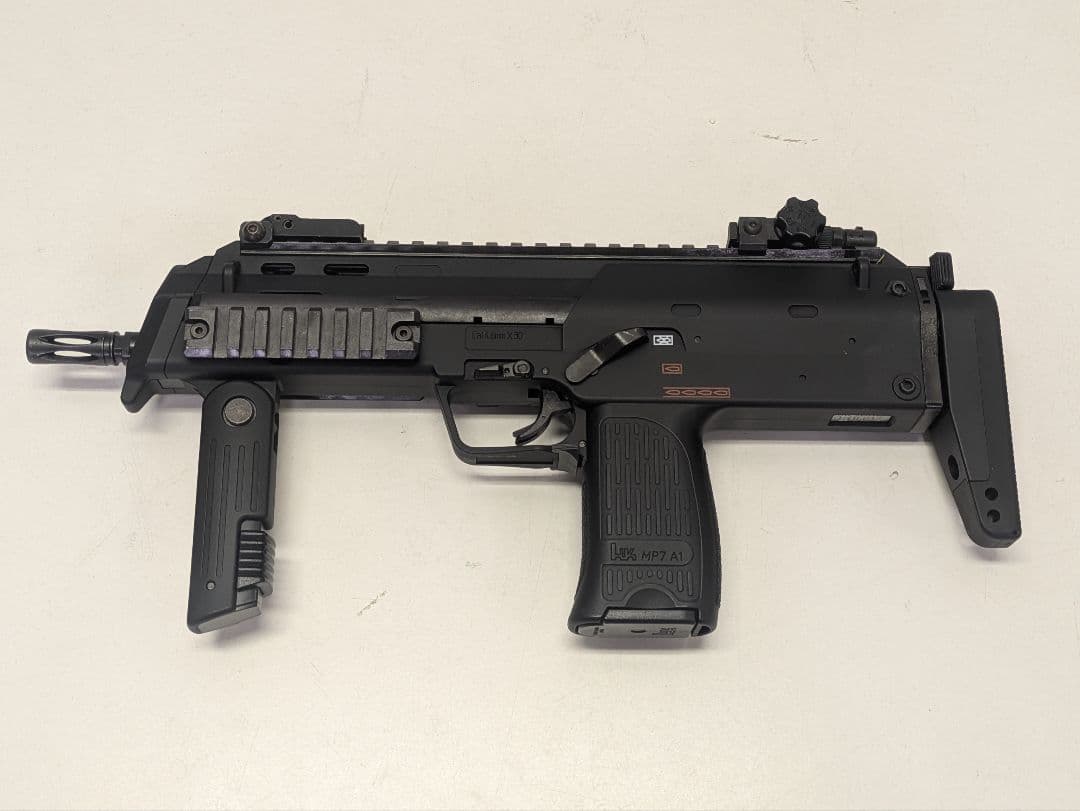 東京マルイ 電動コンパクトマシンガン MP7A1 中古 美品