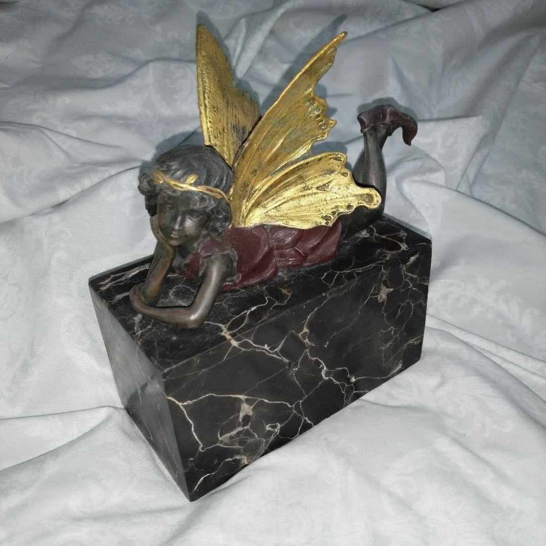 中古　ほおづえ　妖精　天使　少女像 金色の羽　大理石風の台