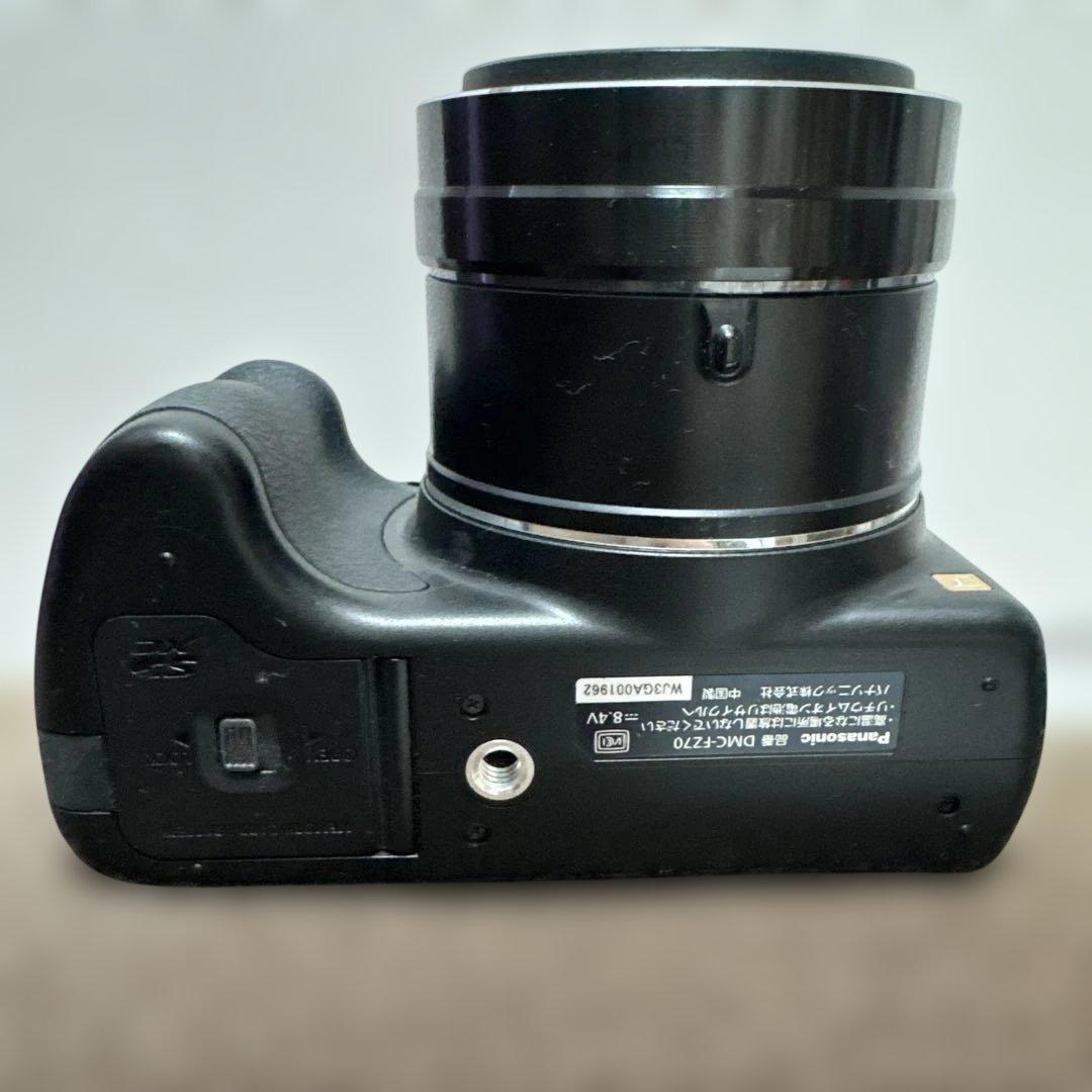 【超美品】 Panasonic LUMIX DMC-FZ70 バッテリー 充電器