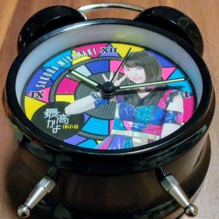 希少　LE SSERAFIM サクラ (宮脇咲良)　目覚まし時計　ボイスクロック
