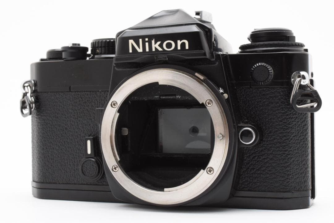 #322★良品★Nikon FE ボディ