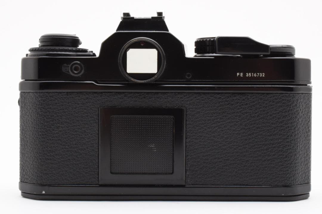 #322★良品★Nikon FE ボディ