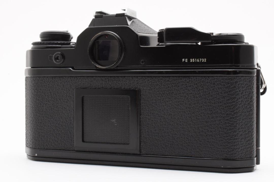 #322★良品★Nikon FE ボディ