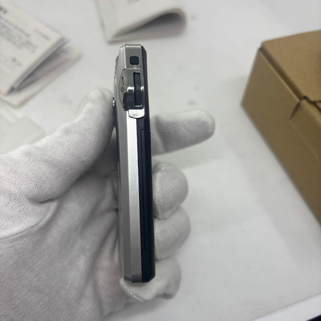 ソニー SONY FM/AM PLLシンセサイザーラジオ ICF-R353