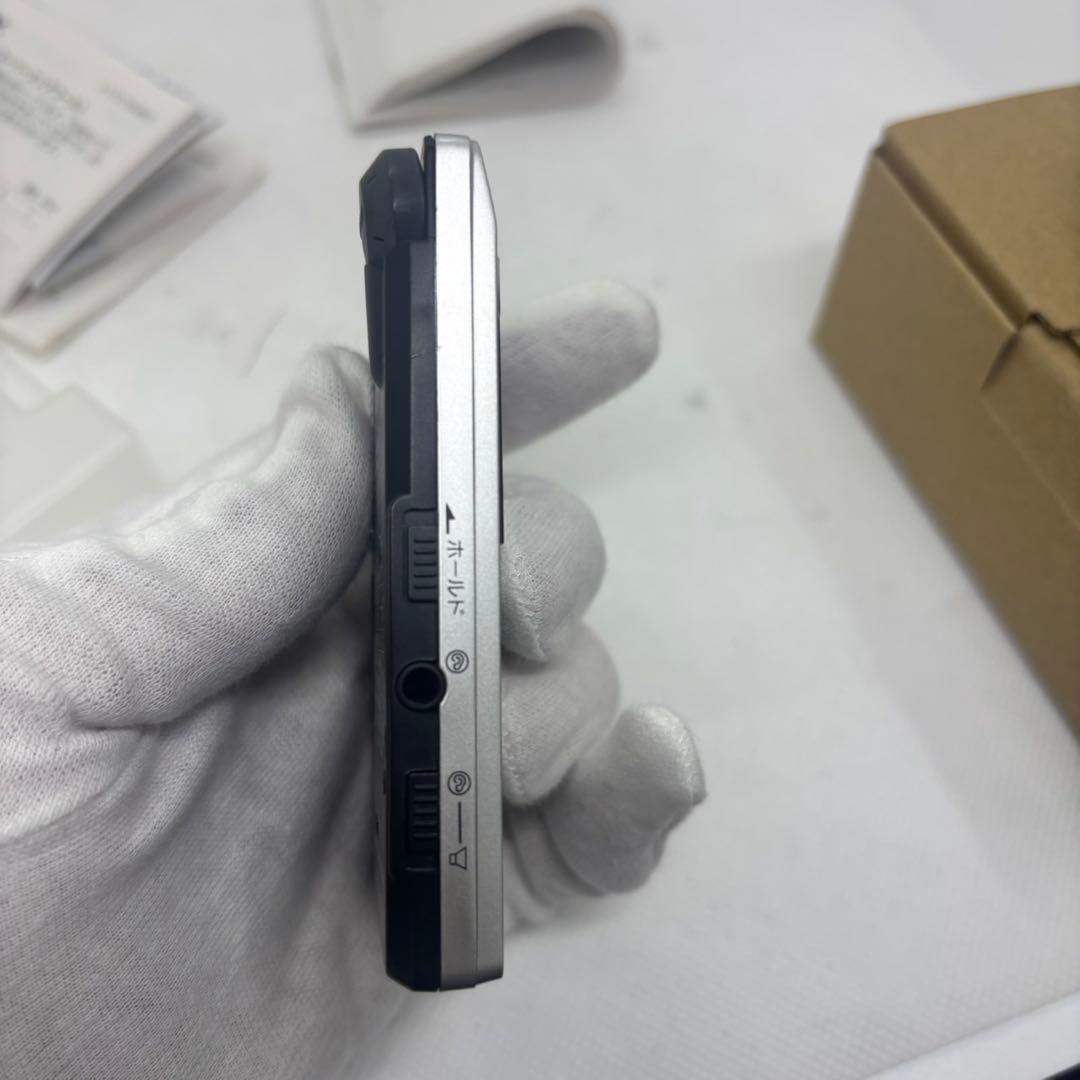 ソニー SONY FM/AM PLLシンセサイザーラジオ ICF-R353