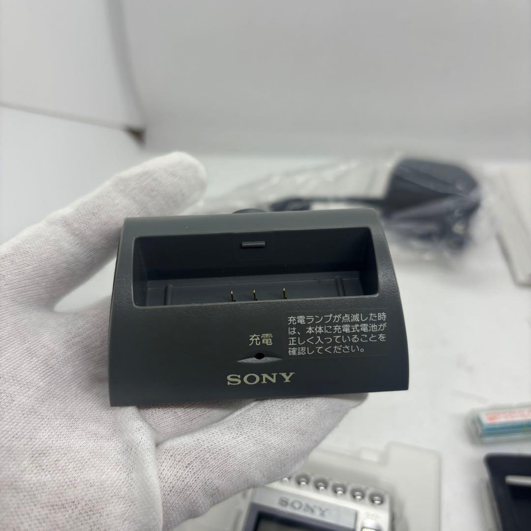 ソニー SONY FM/AM PLLシンセサイザーラジオ ICF-R353