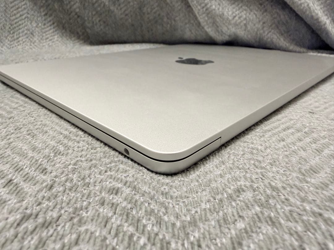 MacBook本体 Apple MacBook Air A3113