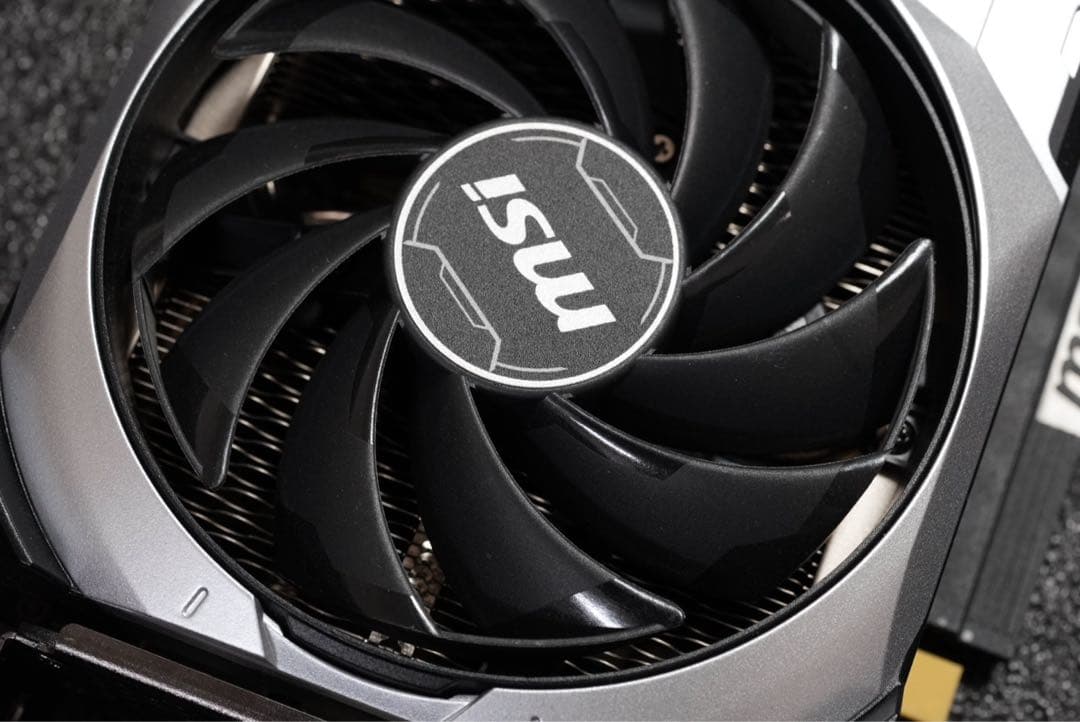 グラフィックボード・グラボ・ビデオカード MSI GeForce RTX 4070Ti VENTUS 3X