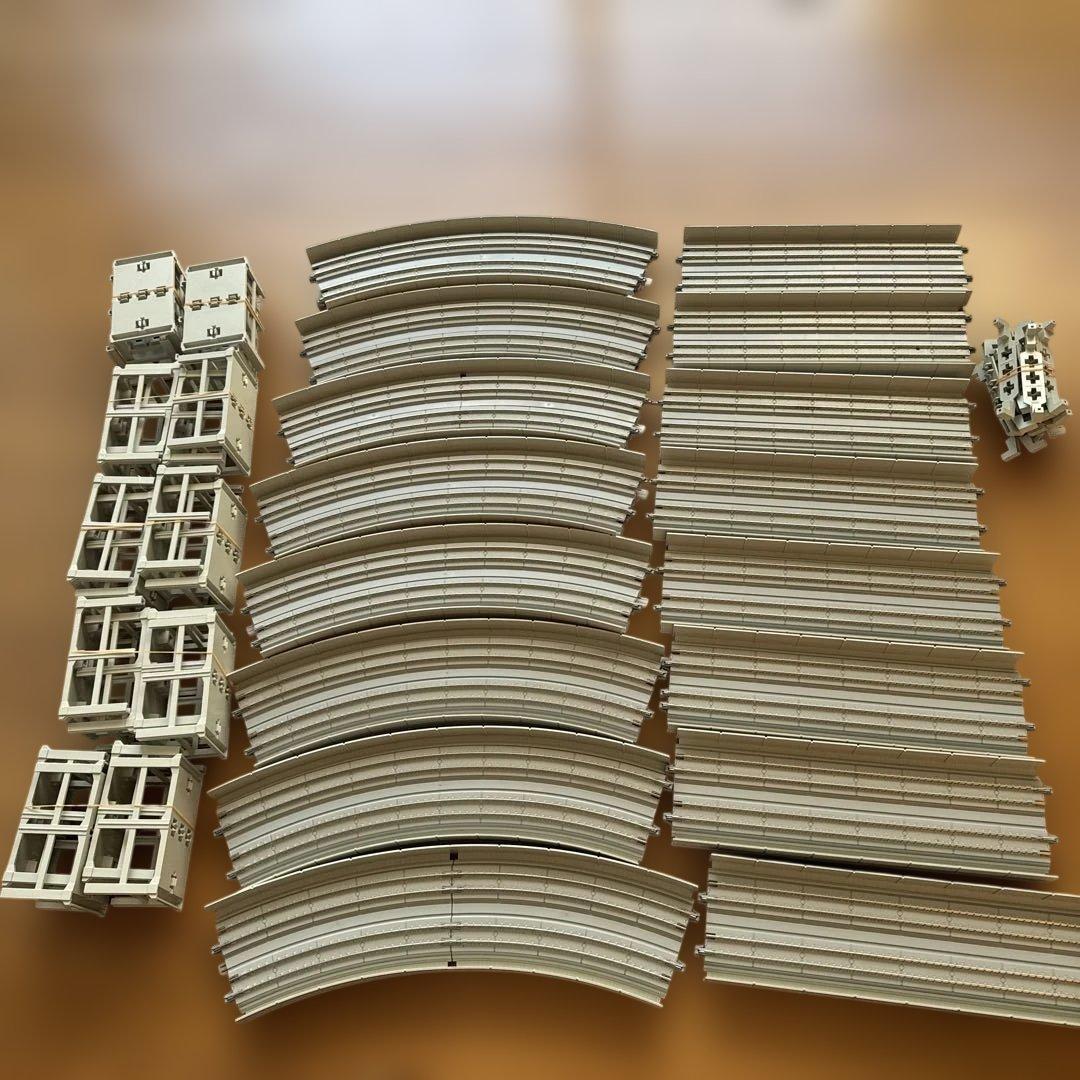 KATO高架線レール。通電確認済み