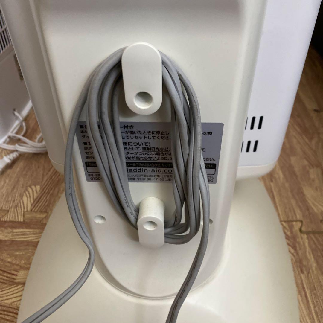 アラジン　AEH-261N グラファイトヒーター2018年製