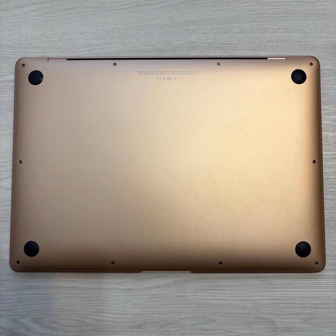 【値下げしました】Macbook air 2020年 ゴールド