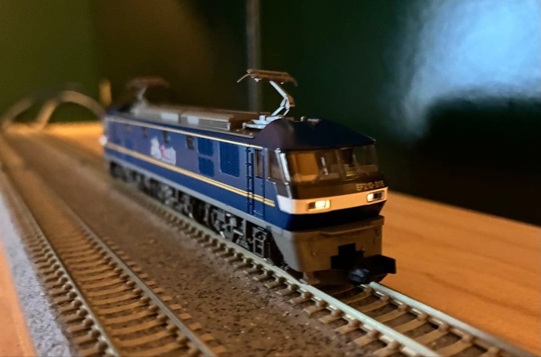 TOMIX 7138 EF210 300 　(桃太郎ラッピング / 補機仕様)
