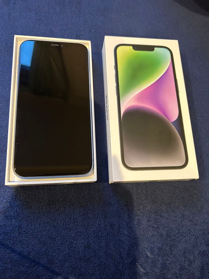 iPhone XR 64GB 美品 SIMフリー バッテリー82％ 初期化済み