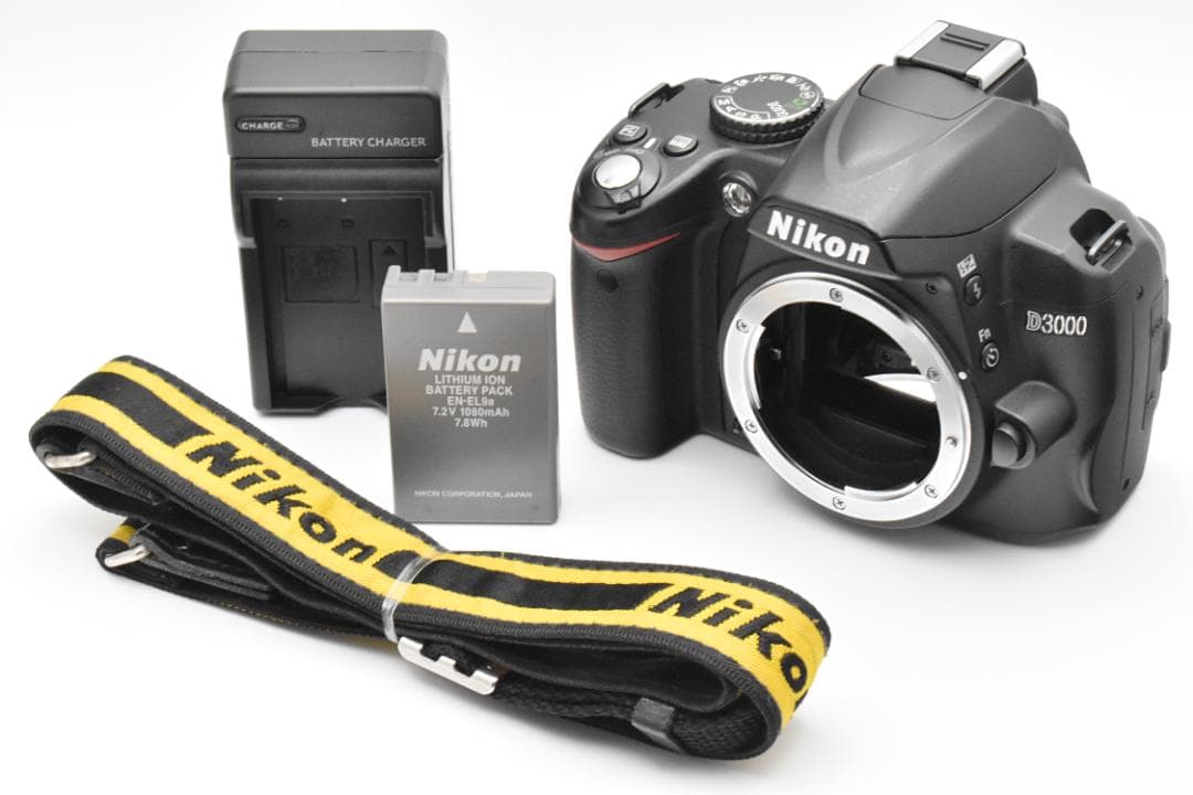 Nikon D3000 ボディ