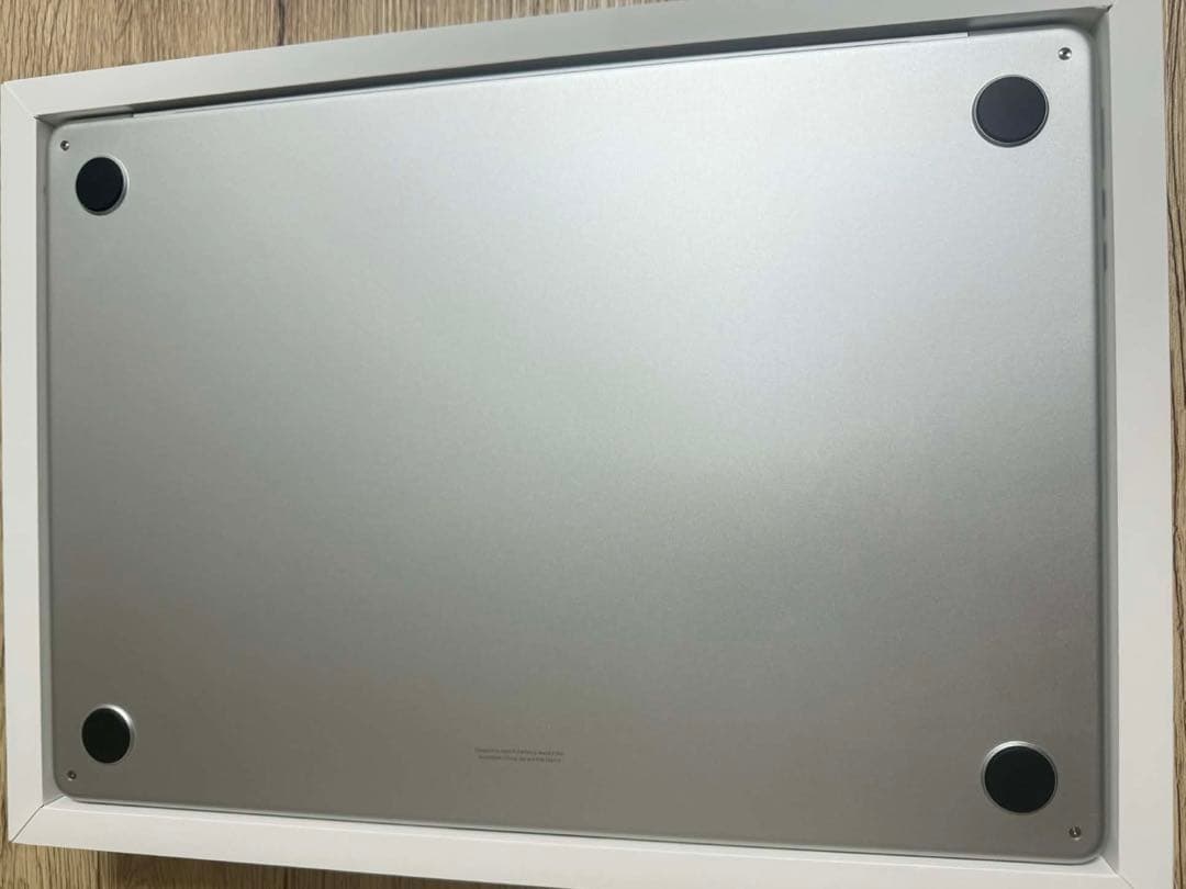 【極美品】MacBook Air M2 2023 シルバー8GB 256GB