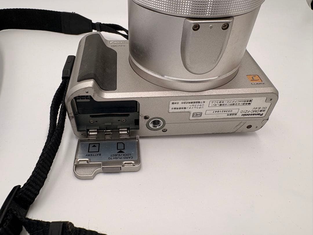 LUMIX コンパクトデジタルカメラ LEICAレンズ搭載DMC-FZ10