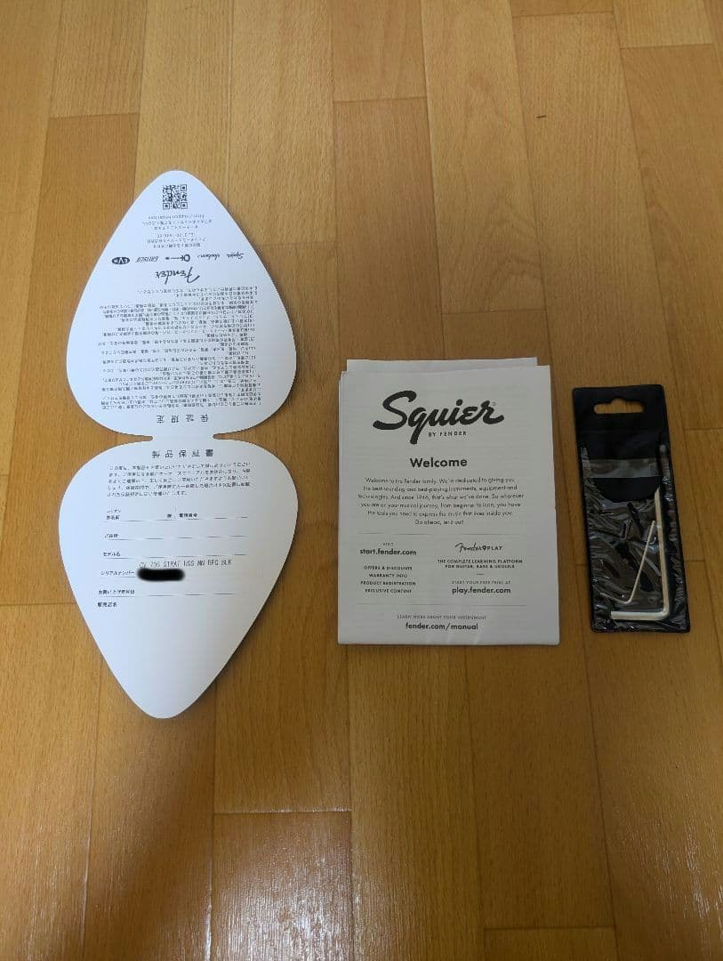 極美品 Squier Classic Vibe '70s ストラトキャスター