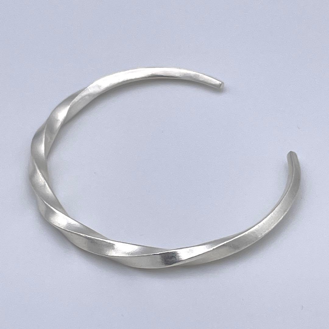 新品✨Karen Silver【ツイスト バングル】ユニセックス/ハンドメイド