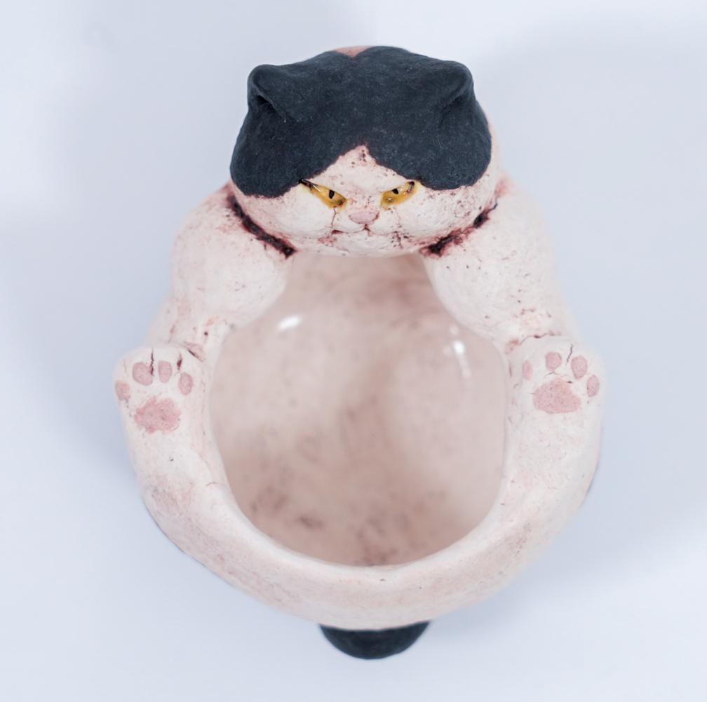 白亜器★猫口（にょこ）ハチワレ猫　ぐい吞み／小鉢★作家物・一点物・希少
