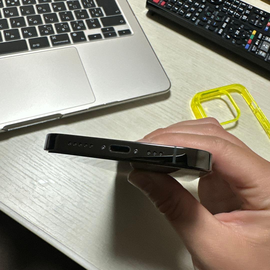 【美品】Apple iPhone 12 Pro 256GB