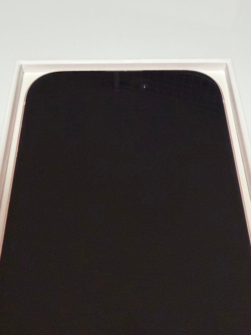 【美品】iPhone15 256GB ピンク 本体 箱付き