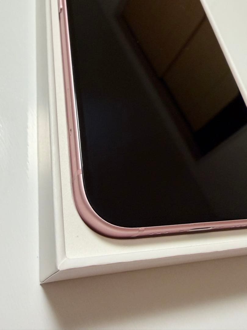 【美品】iPhone15 256GB ピンク 本体 箱付き