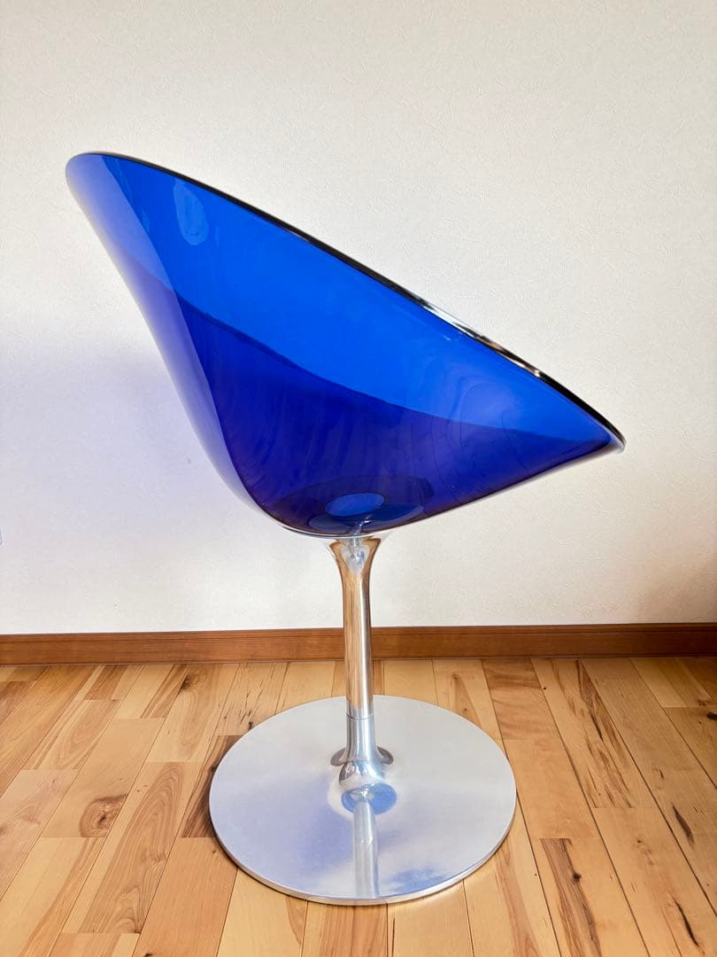 Kartell カルテル　エロエスチェア　一本脚
