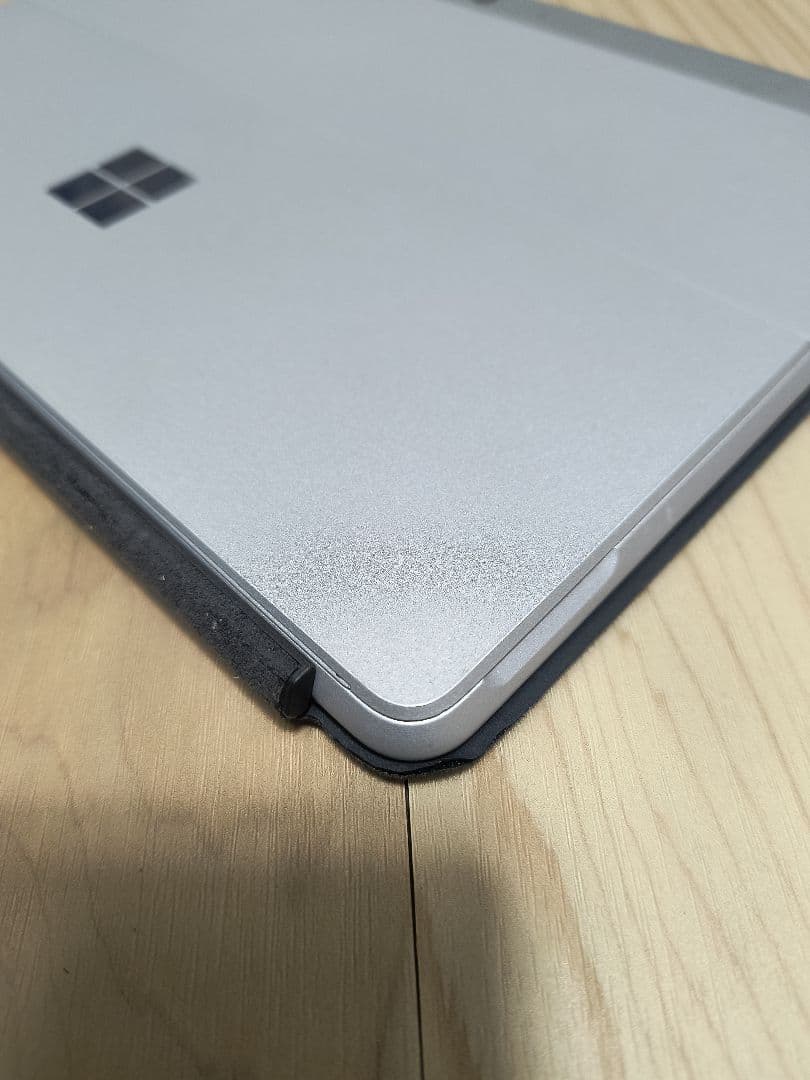 Microsoft Surface GO 128GB　SIMスロット付