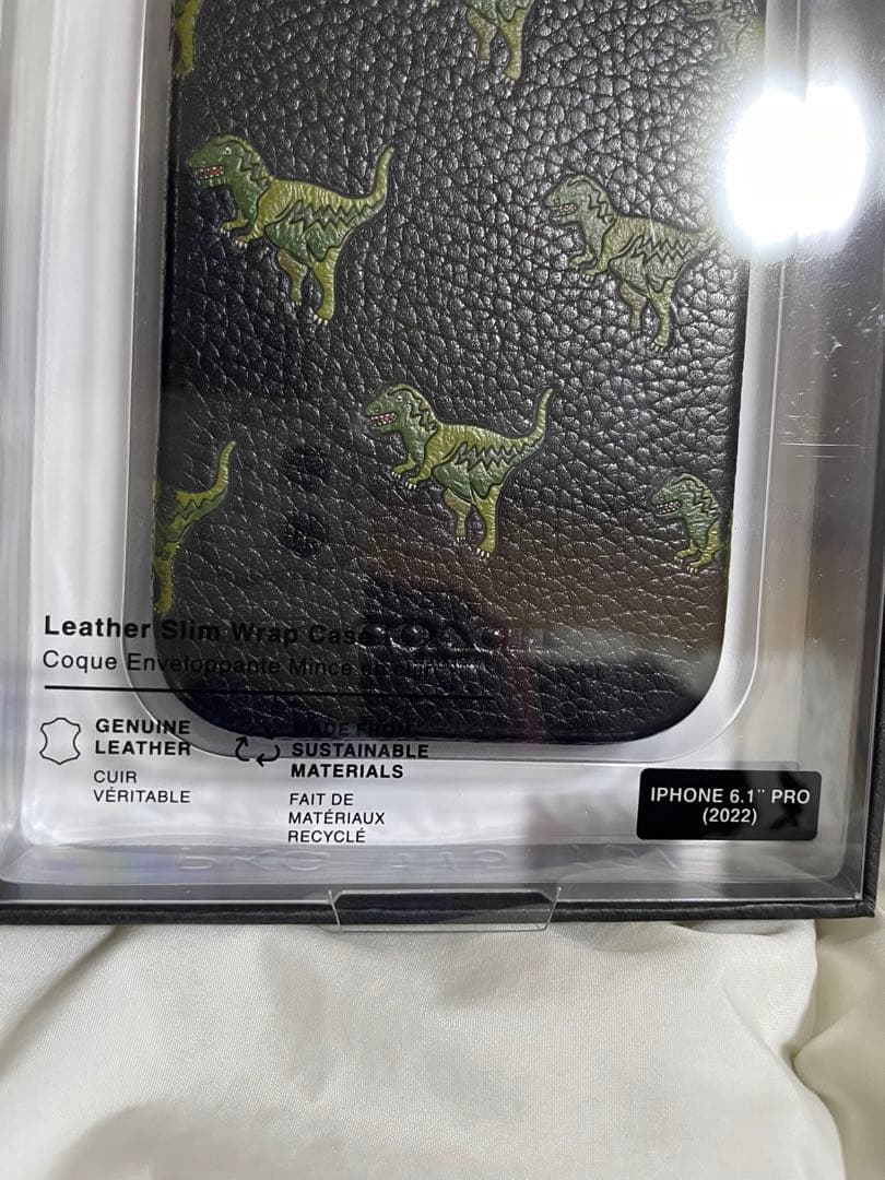 【新品】コーチ COACH iPhone6.1インチ ケース レキシー 恐竜