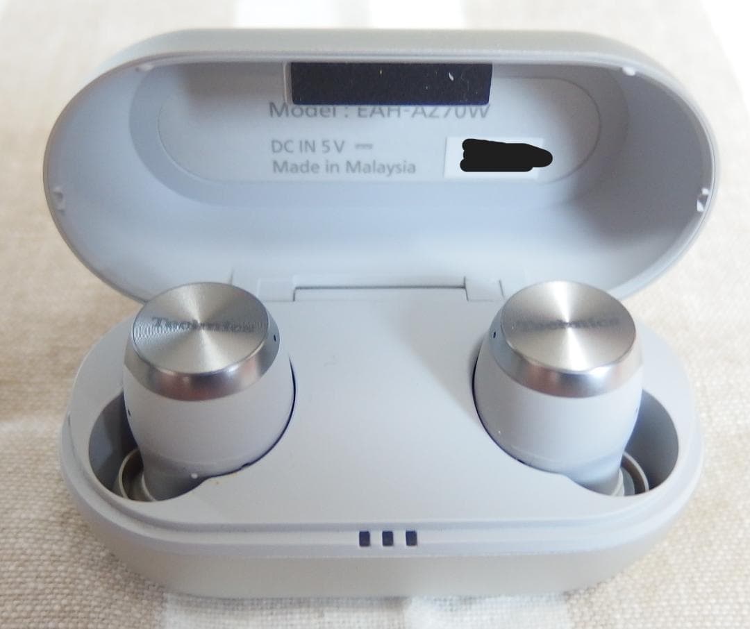 Technics EAH-AZ70W ワイヤレスイヤホン