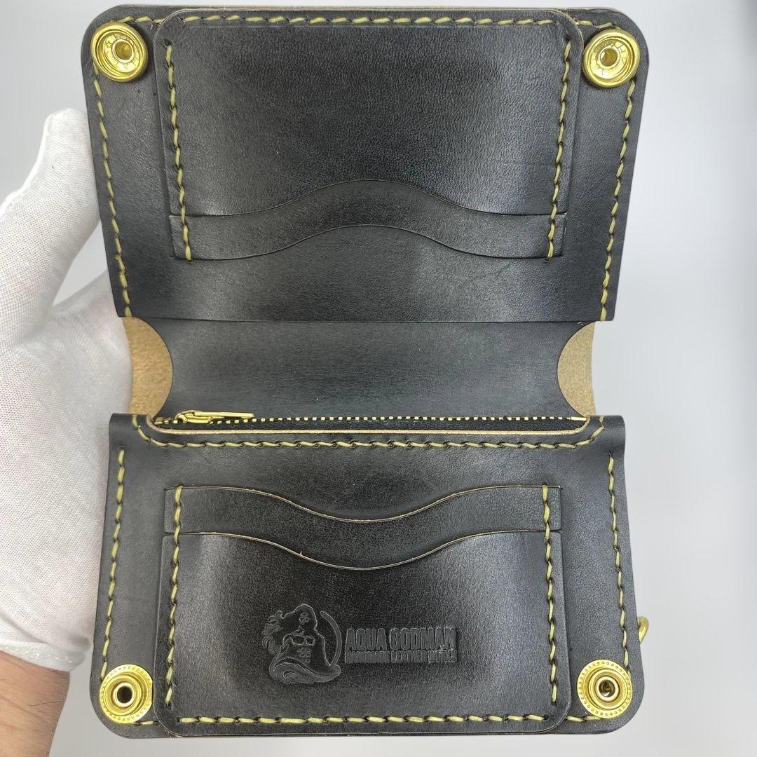 お札折らずに収納できる無骨な手染めミドルトラッカーウォレット BTW01