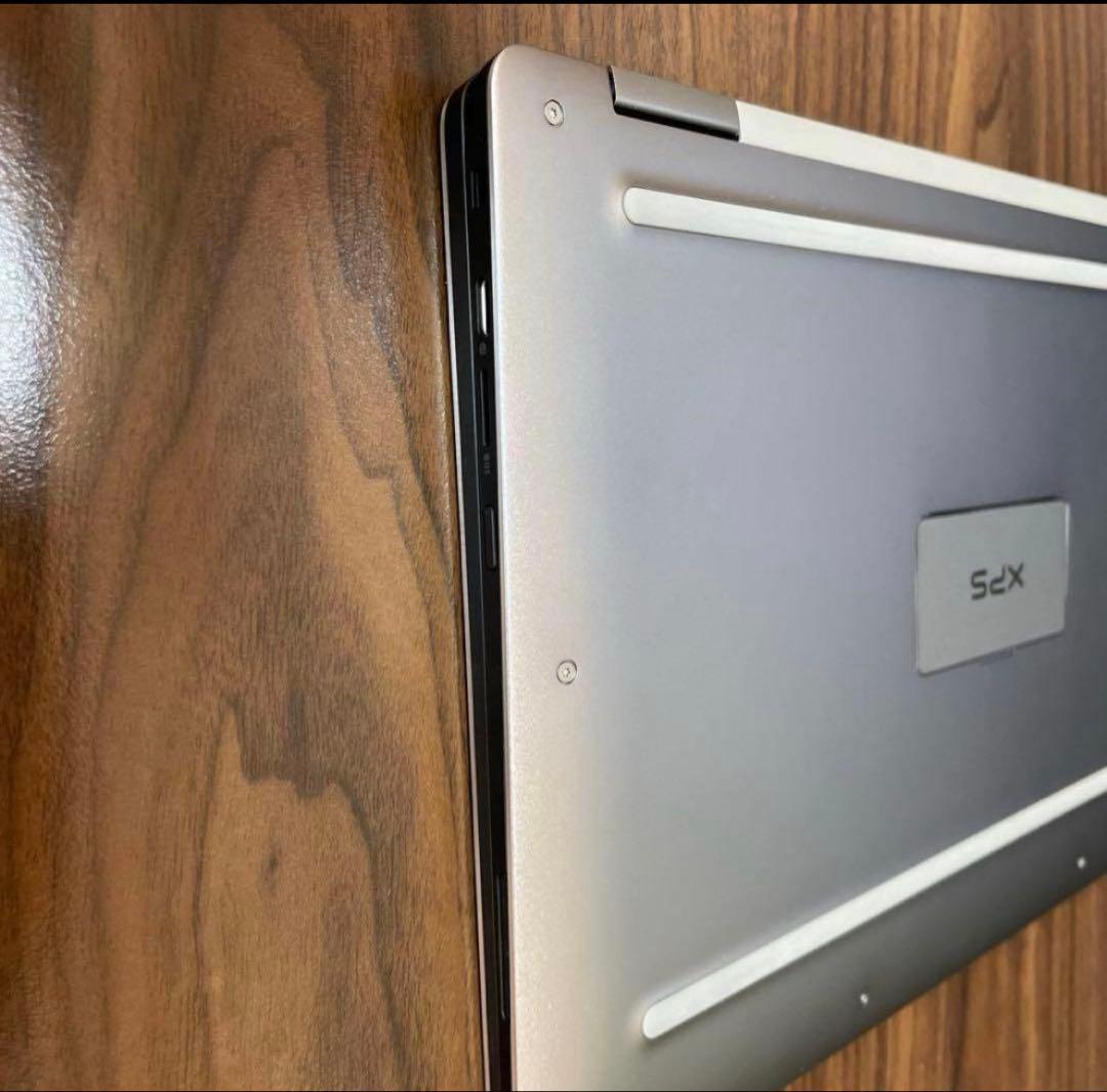 DELL XPS13 2-in-1 intel i7メモリ16G SSD512G