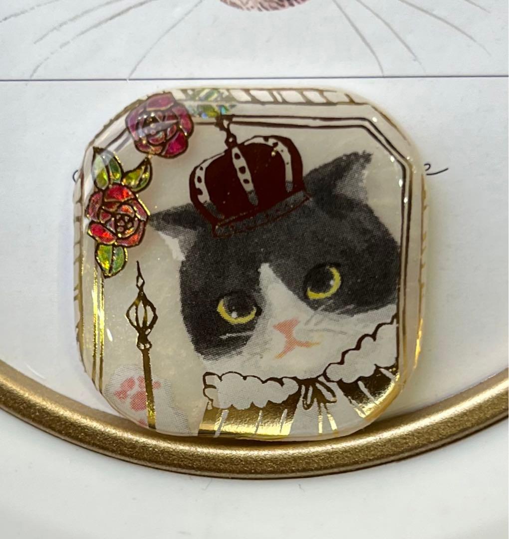 新作♡王冠ハチワレちゃん